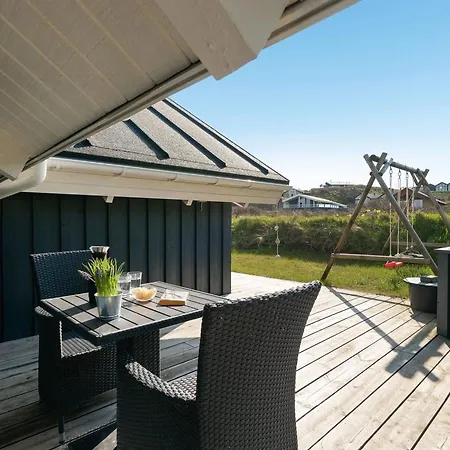 Alvilde - 100m From The Sea By Interhome *
